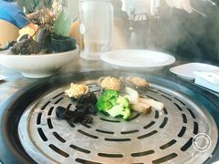 -日进一片海.生腌海鲜火锅.宵夜烧烤(三里屯总店)