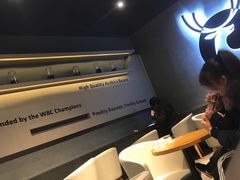 -瑞幸咖啡(新世界中心店)