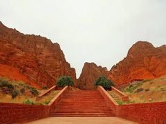 景点-天山神秘大峡谷