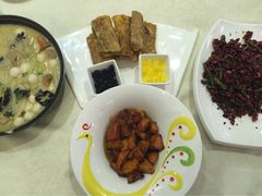 -鼎记酒楼(雁南一路店)