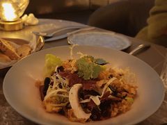 蘑菇沙拉配松露油醋汁-Hi City·城市之巅