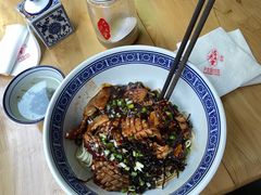 -沪西老弄堂面馆(定西路店)