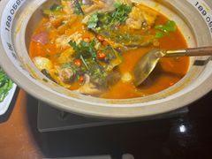 -魏铭鱼头捞饭(晋阳路店)