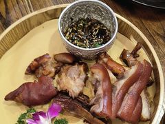 -亮欢寨(凯里总店)