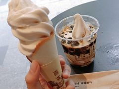 -喜茶(上海打浦桥日月光gelato lab+店)
