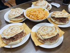 -子午路张记肉夹馍(翠华路店)