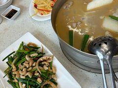 -肥仔文澳门猪骨煲(南京西路店)