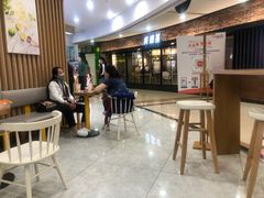 等位区-CoCo都可(健翔桥店)