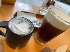 黒芝麻拿铁-WOKKA by艮上(中海环宇荟店)