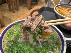 -云阿蛮云南生烫牛肉米线(奉贤路店)