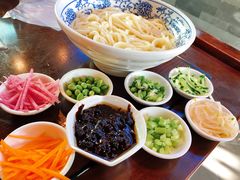 -亿诣蝎府炸酱面羊蝎子火锅(酷车小镇店)