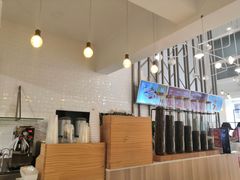 -顶东面包花园·生日蛋糕(世博店)
