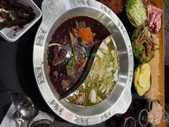 -重庆故事姊妹老火锅(财经学院店)