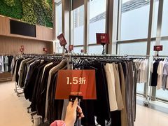 -广州周大福金融中心