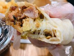 咸蛋黄芝士鸡肉卷-TACO STAR 塔可星(下沙宝龙店)
