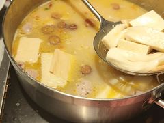 -尚尚仙·酸汤猪手·猪肚鸡火锅(华联万柳购物中心店)