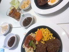 -汤姆家的牛排意面披萨(融创茂店)