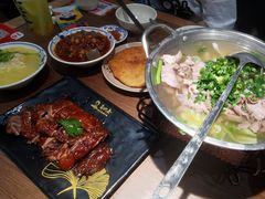 -肖四女乐山跷脚牛肉(世博源店)