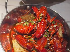 -巴厘龙虾·榜首油焖大虾(音乐学院·沿江酒馆店)