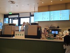 -星巴克(北京中关村北京国际店)