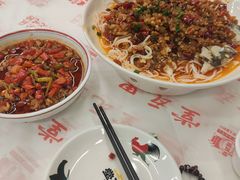 -堂瓦里·33年传统赣菜(第一街区店)