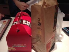 -麦当劳(世界城广场店)