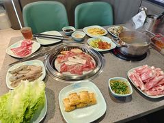 -金滏山烤肉·海鲜·火锅自助餐厅(襄阳万达店)