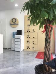 -Coo Hair salon