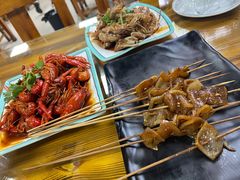 -兆辉木炭海鲜烧烤·海鲜小炒