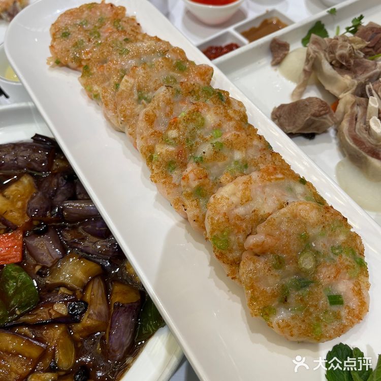 来西北人家莜面村吃羊排