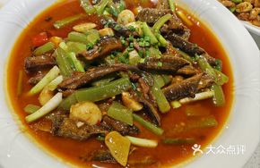 Stir-fried Eel with Garlic