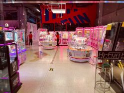 -嗨翻Hi-Fun竞技主题乐园·蹦床团建生日聚会(五棵松华熙店)