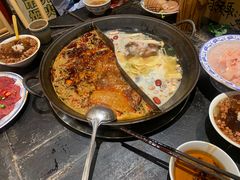 -周小明火锅(黑金冠社区店)