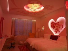 -广州花之恋城堡酒店