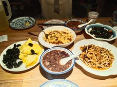 -小放牛炒菜馆(军校店)