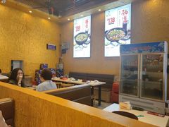 大堂-蜀八婆鲍鱼鸡煲虾(宝安坪洲店)