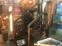 -老东镇啤酒屋海鲜加工·蒸汽海鲜·海鲜烧烤(台东店)