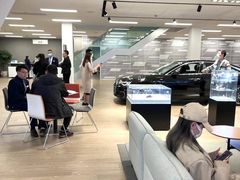 -浙江中升裕迪奥迪4S店(西溪店)