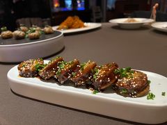 香煎鹅肝藕饼-三利音·东方司宴(外滩店)