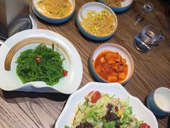 -明洞阿姨·韩式酱蟹烤肉·创意料理(三元桥店)