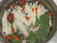 滋补清汤锅-围炉夜话·潮汕卤水火锅(榕江店)
