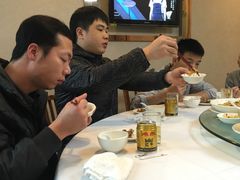 -宜宾海鲜酒家·三十年老字号