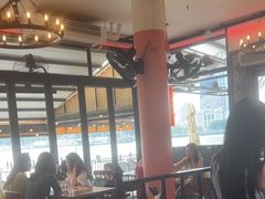 -Chili's Cafe&Bar奇利斯(滨江店)
