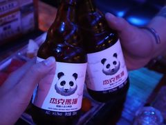 -喜鹊音乐酒馆(西街店)