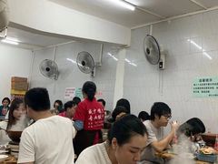 -威邵鸡煲(西华路总店)