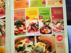 -大头虾越式风味餐厅(光明广场店)