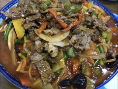 -伊穆祥牛肉面总店·清真