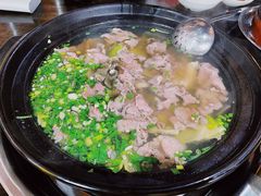 -乐山食古香跷脚牛肉