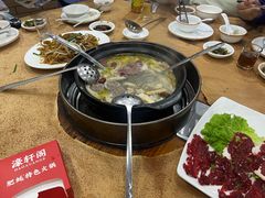-濠轩阁特色生蚝火锅(水湾路店)