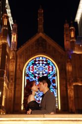 -现代经典婚纱摄影